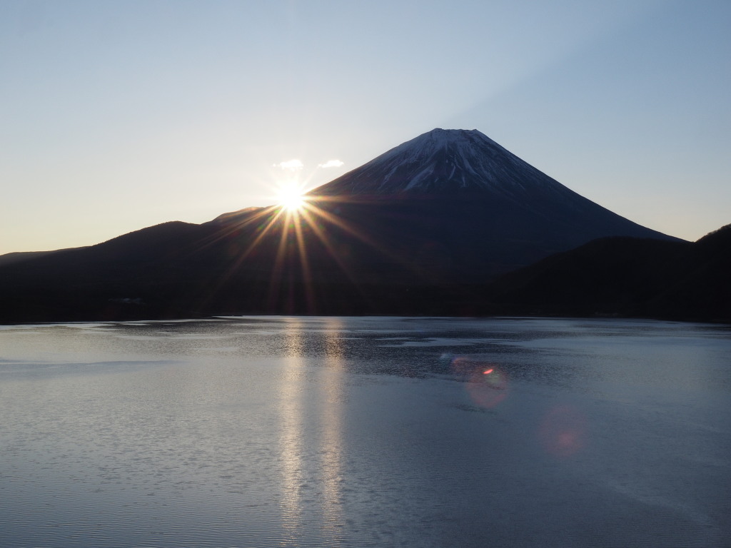 ��{��䊂̕x�m�R