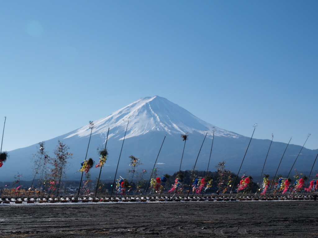 �͌��΁@�~�̎��[�ƕx�m�R