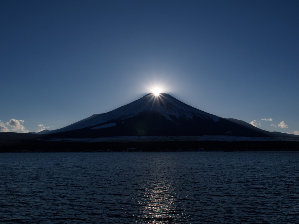 �Q�O�O�T�N�Q���R���@���r