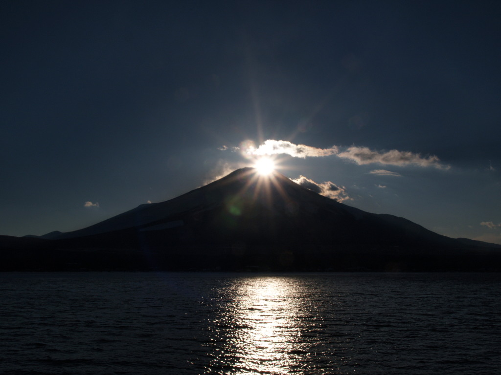 �Q�O�O�U�N�Q���W���@���r