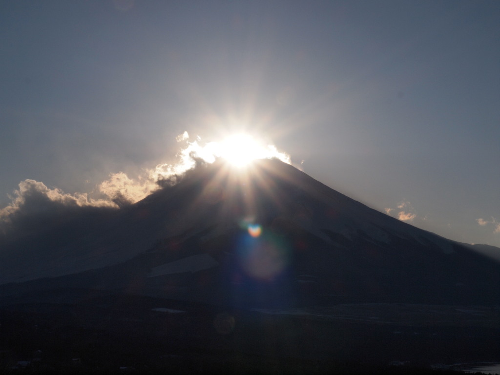 �Q�O�P�R�N�O�Q���Q�Q���@�p�m���}��