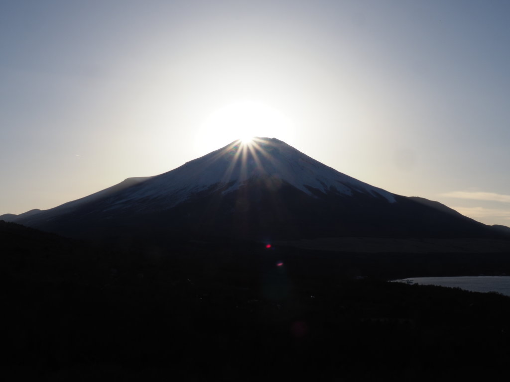 �Q�O�P�V�N�Q���Q�P���@�p�m���}��