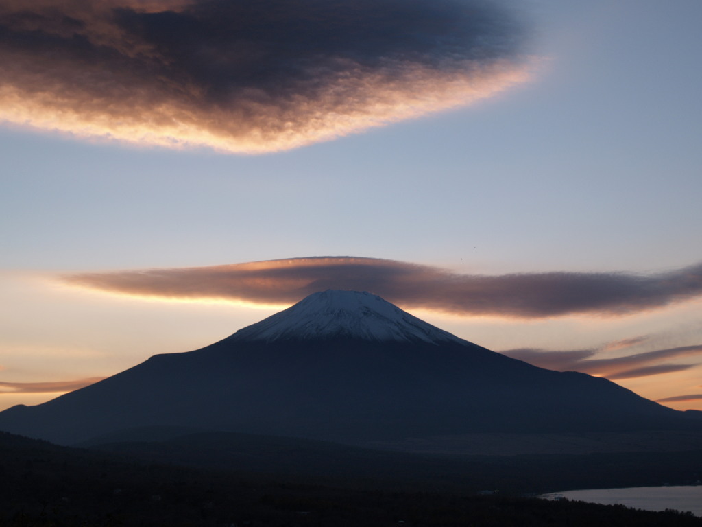 �p�m���}��@�}�_�Ɨ[�Ă��̕x�m�R