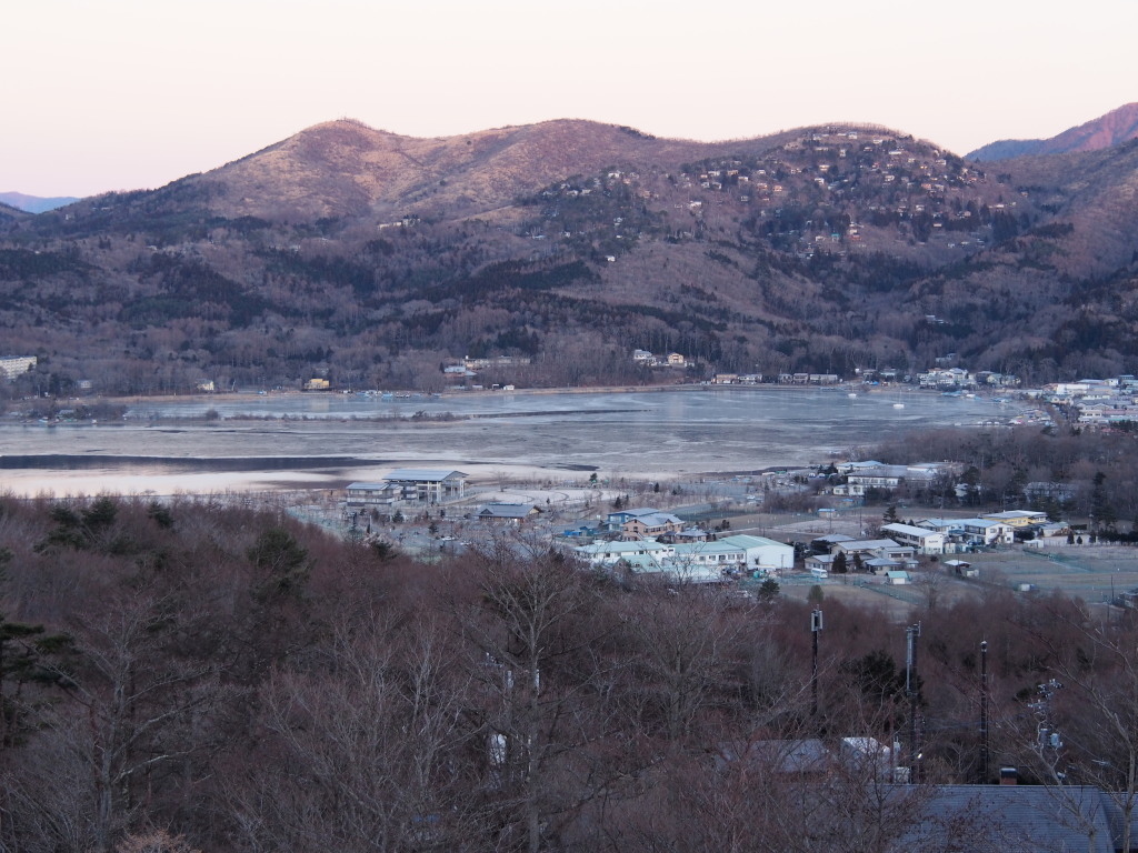 �p�m���}�� ���Ă����쑺