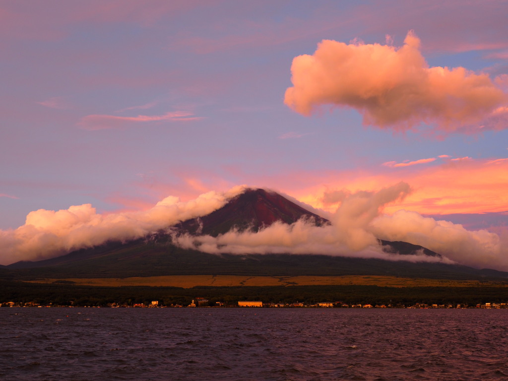 ���r�@���Ă��̕x�m�R